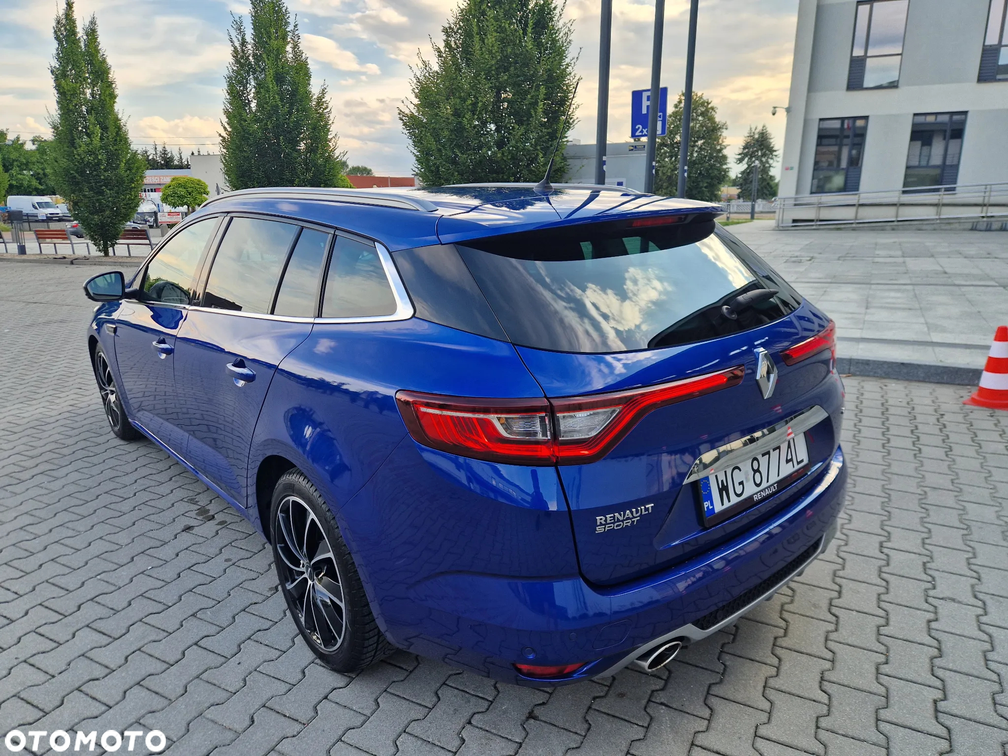 Renault Megane Grandtour ENERGY TCe 205 EDC GT - 4