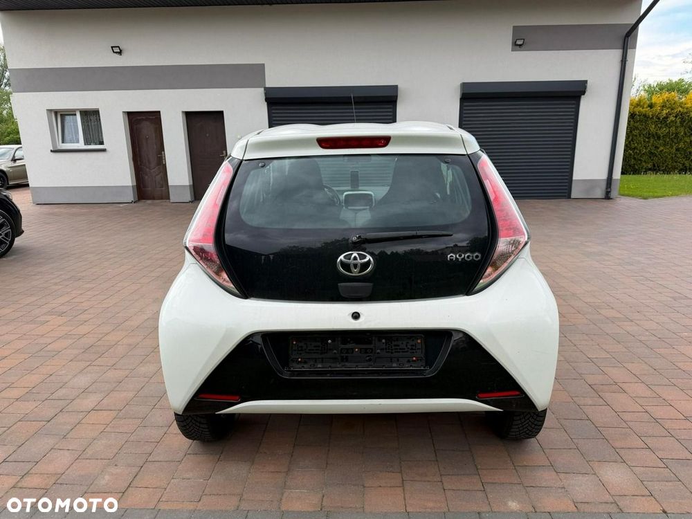 Toyota Aygo - 11