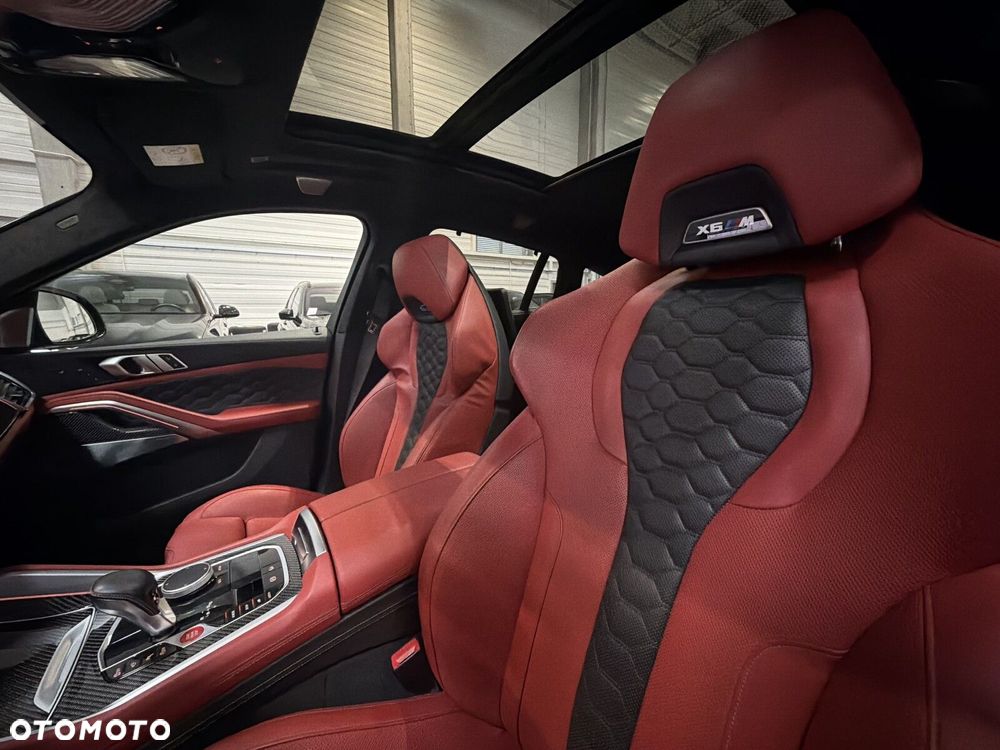 BMW X6M - 13