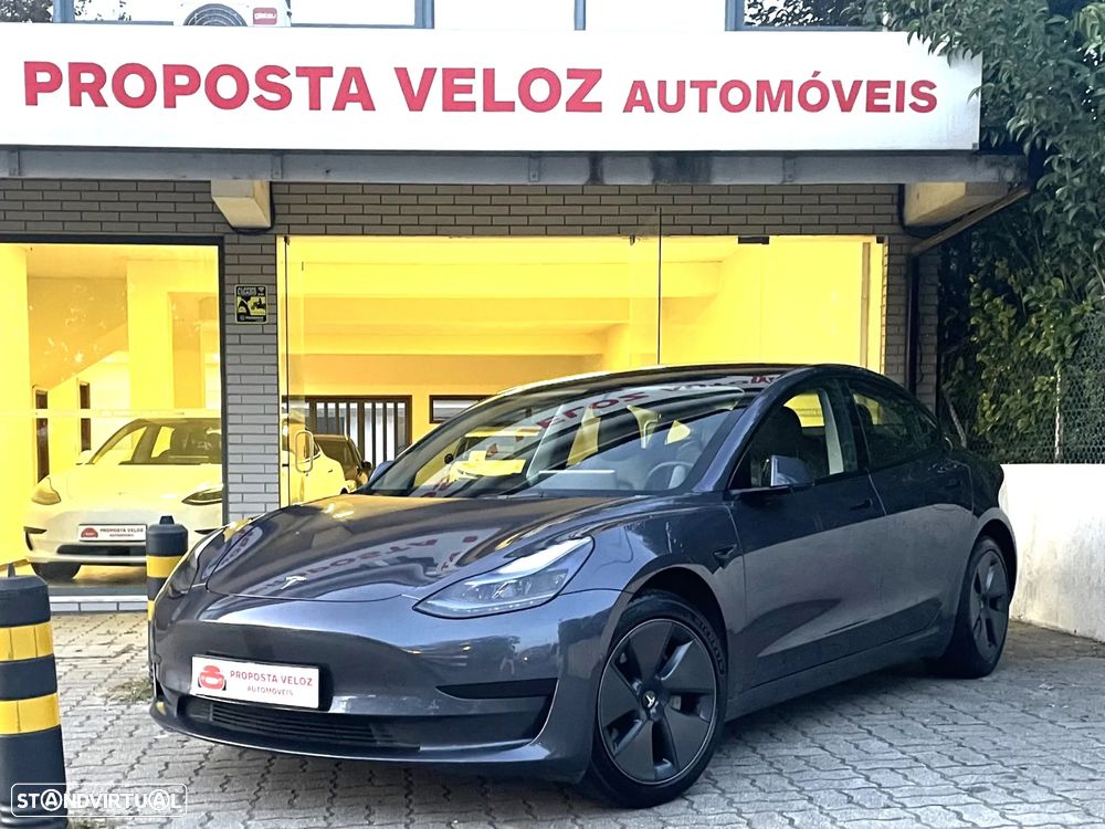 Tesla Model 3 Standard Range Plus RWD - 2