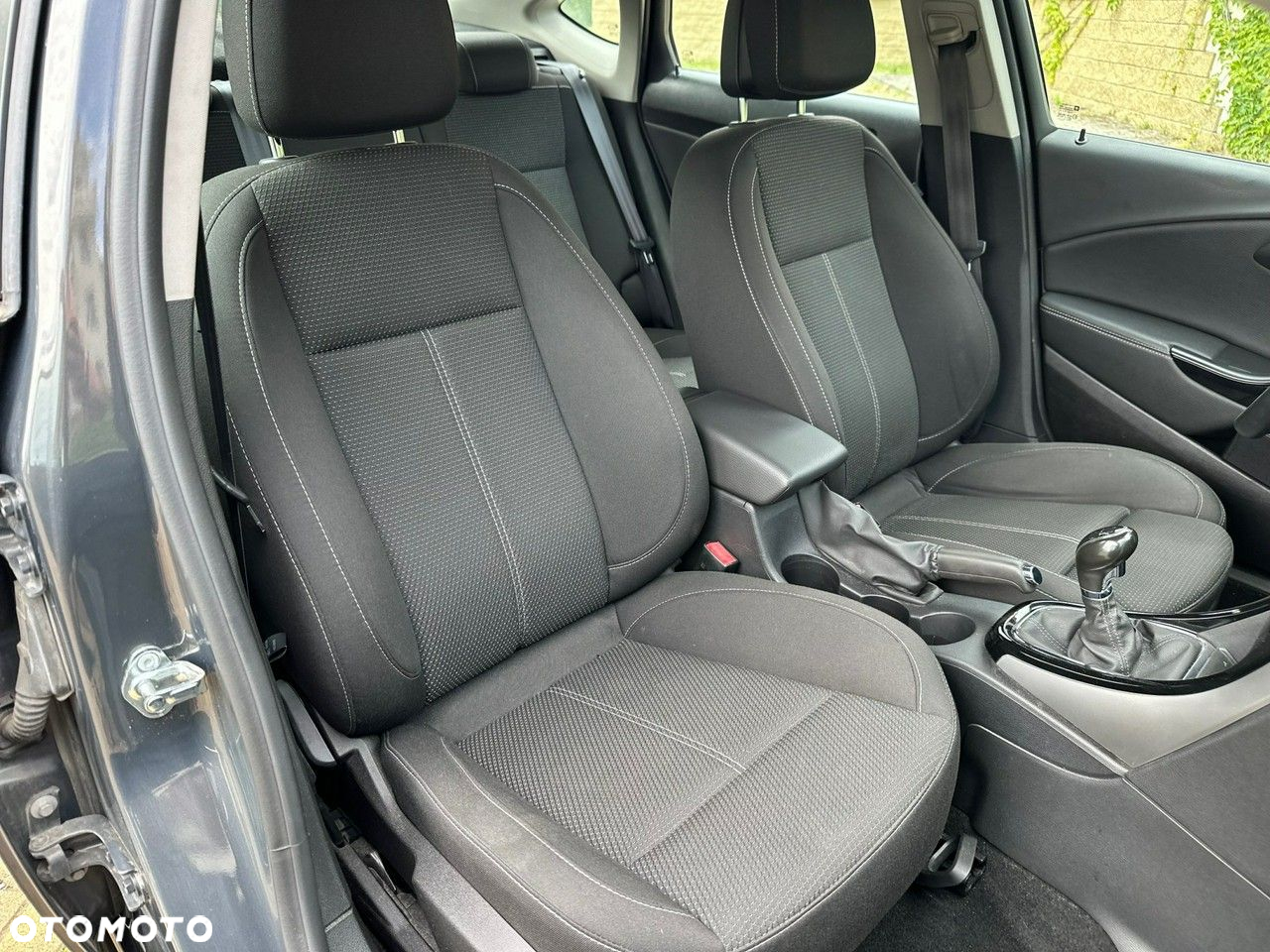 Opel Astra - 9
