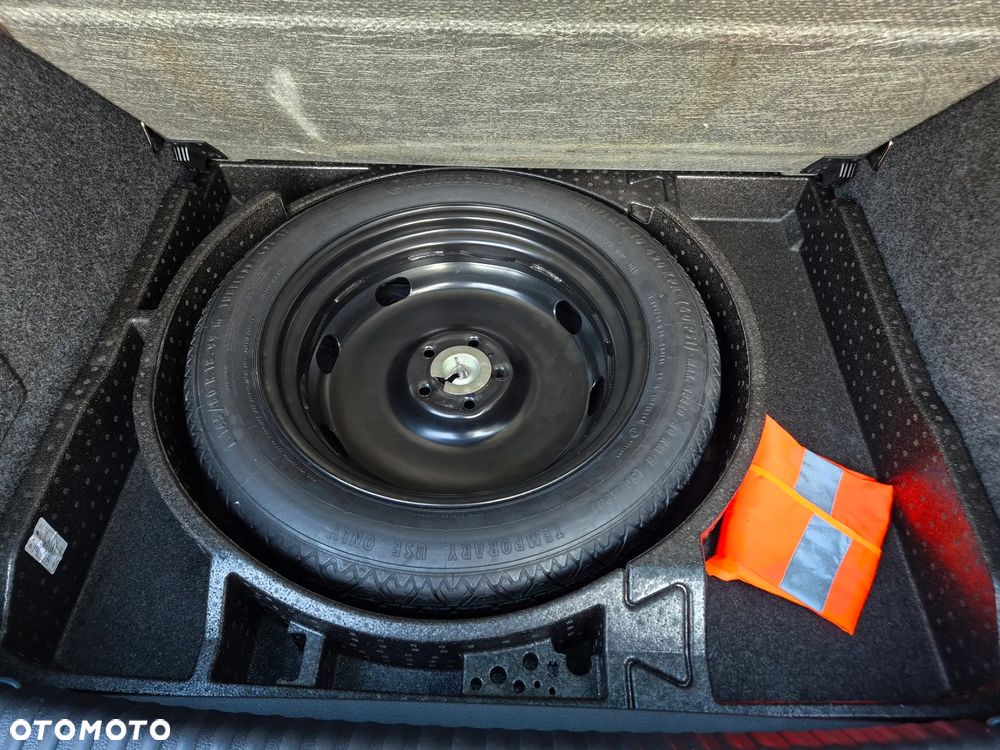 Volkswagen Tiguan Diesel Cup Track & Style - 38