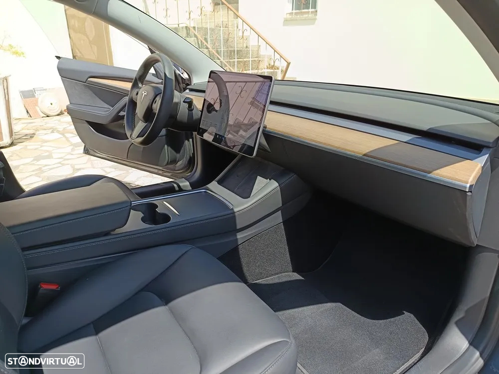 Tesla Model 3 Standard Range Plus RWD - 11