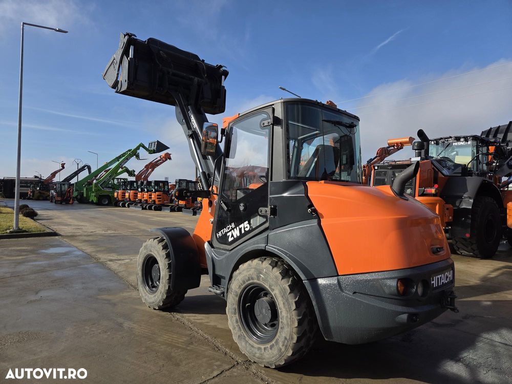 Hitachi ZW75, 2020, 1.915h, ridica 2,4t la 3,2m, CUPA 4x1 MULTIFUNTIONALA 1mc, cupa noua 1mc, furci, cupla rapida, aer conditiona, motor Deutz 75CP euro 6, Garda sol inalta 32cm, produs in Germania, STARE FOARTE BUNA, posibil leasing 4 ani-PROMOTIE 37.900eur - 1