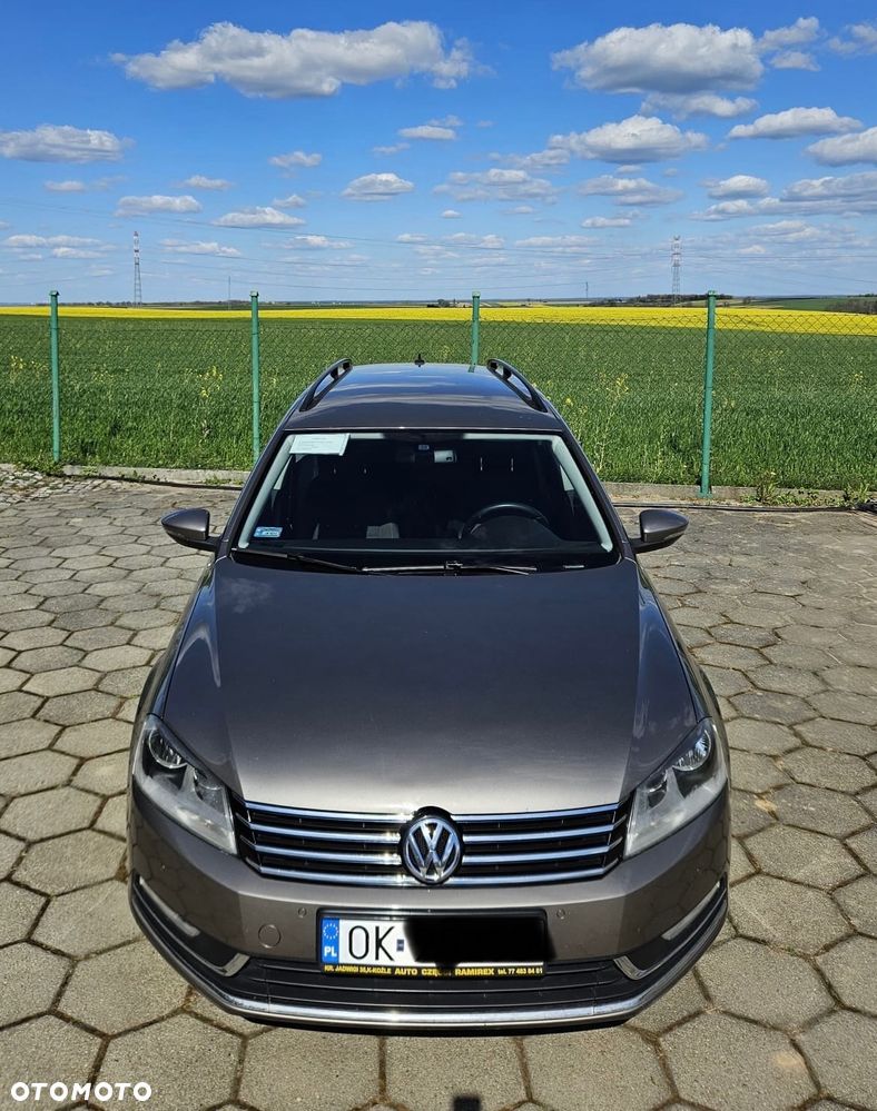 Volkswagen Passat 2.0 Blue TDI SCR Comfortline - 2