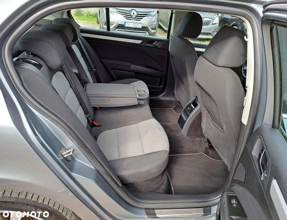 Skoda Superb 2.0 TDI Elegance - 23