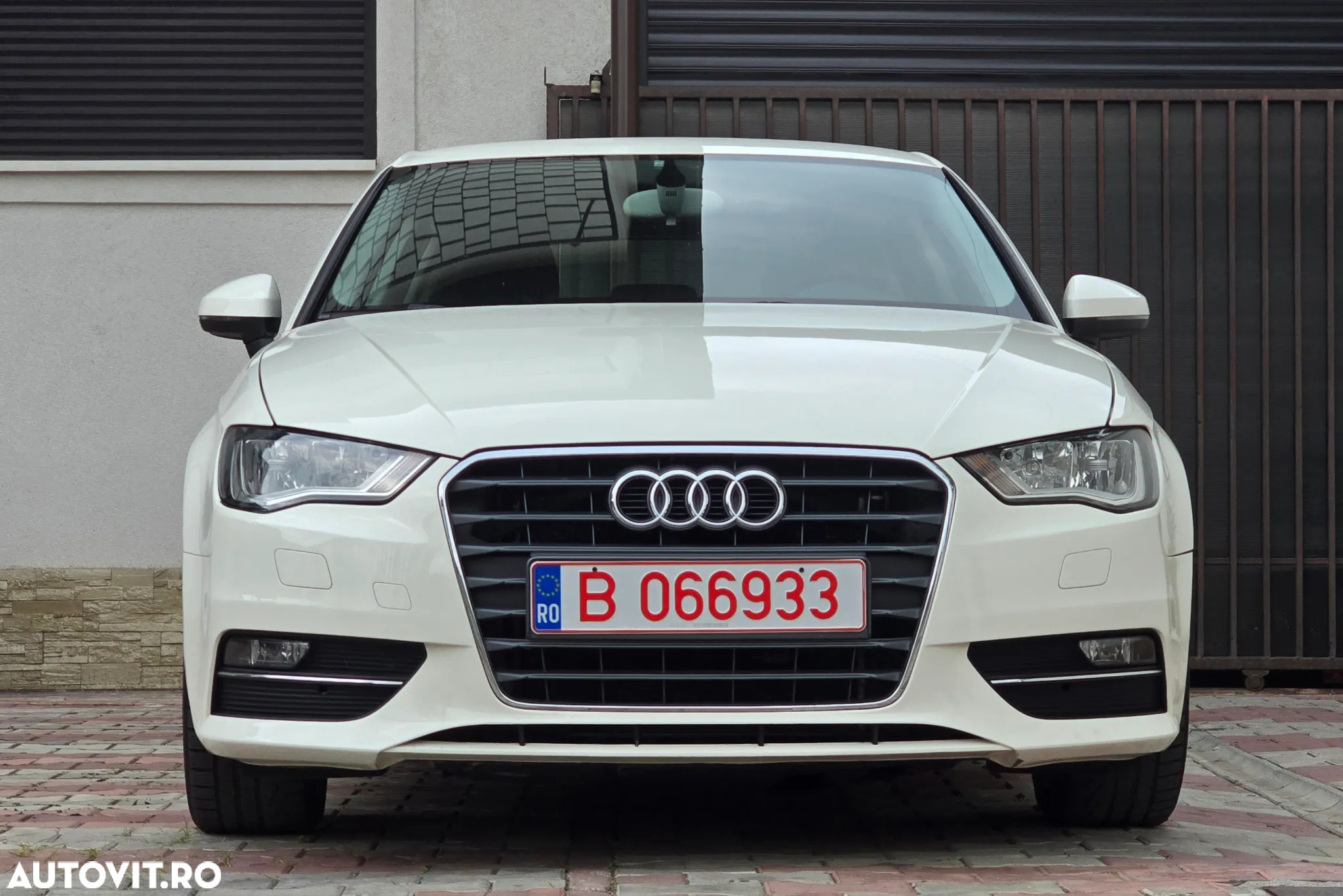 Audi A3 1.4 TFSI Sportback S tronic Ambition - 2