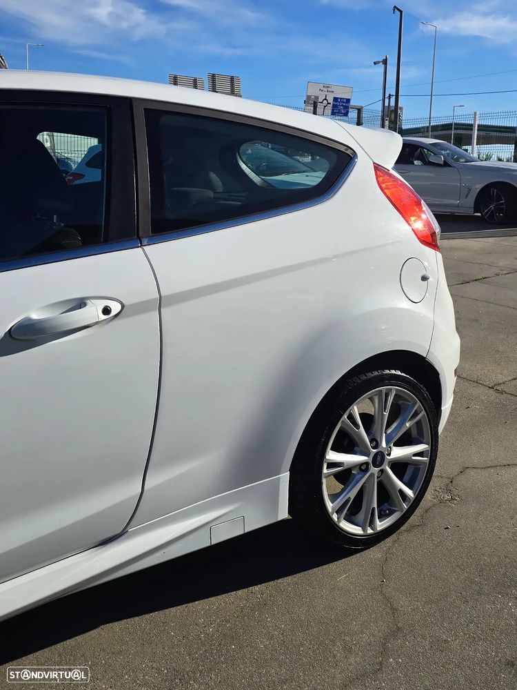 Ford Fiesta 1.0 T EcoBoost Sport - 13
