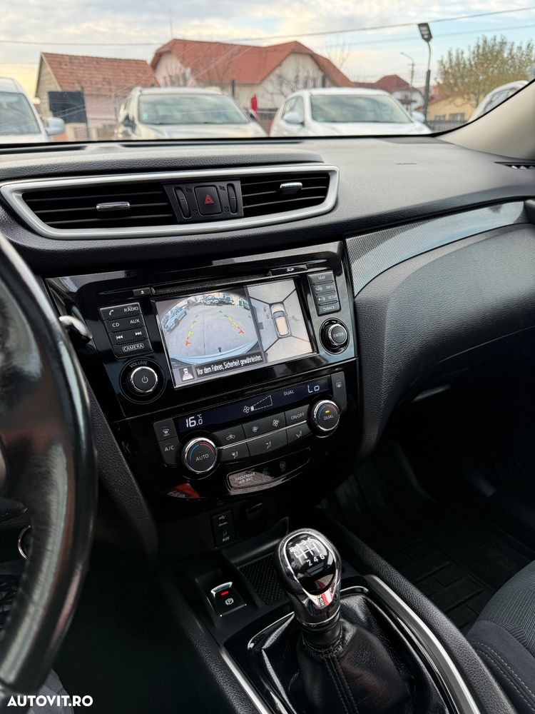 Nissan X-Trail 1.6 dCi N-Vision - 25