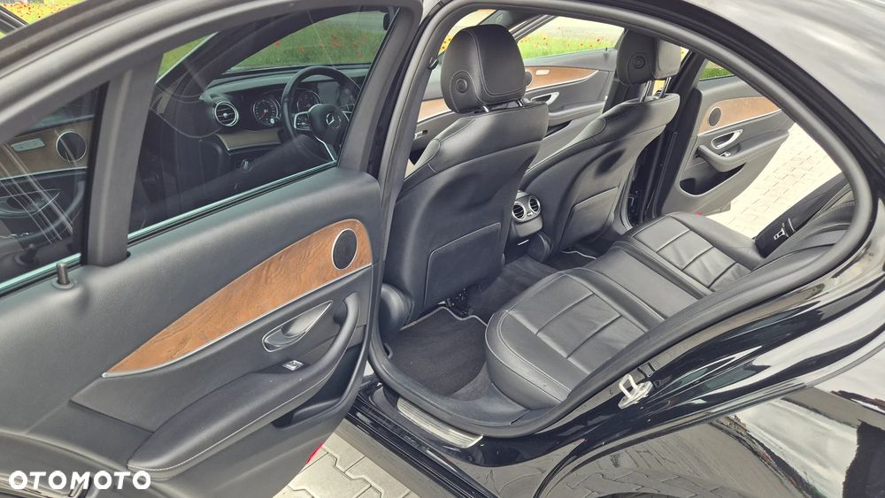 Mercedes-Benz Klasa E 200 d 9G-TRONIC AMG Line - 12