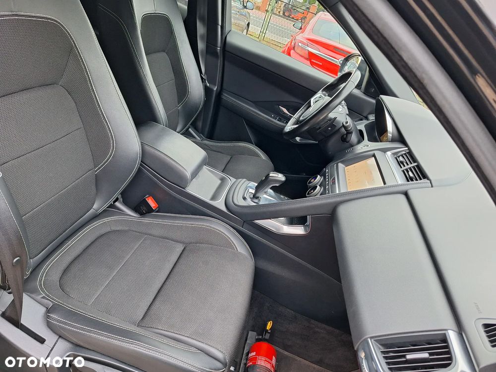 Jaguar E-Pace 2.0 i4D AWD R-Dynamic - 21
