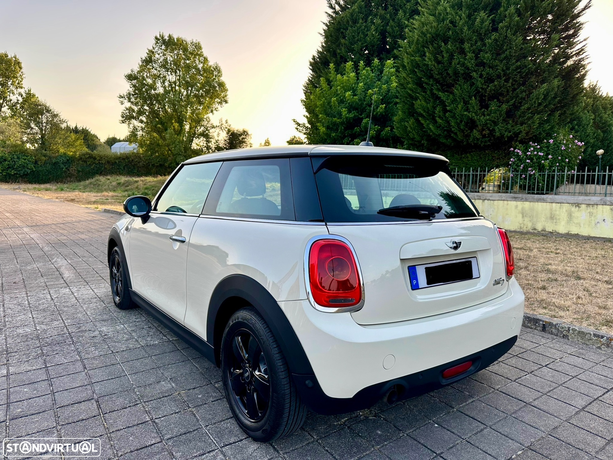 MINI 3 Portas One D - 5