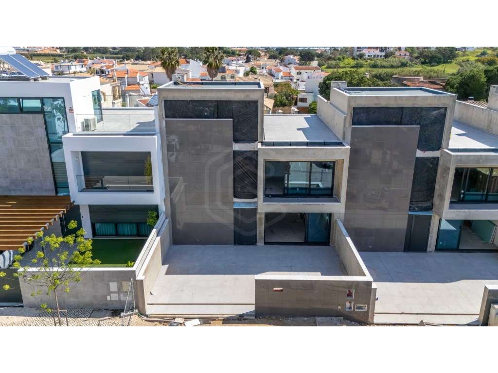 Moradia V3+1 com piscina, Gambelas, Faro, Algarve - Grande imagem: 3/25