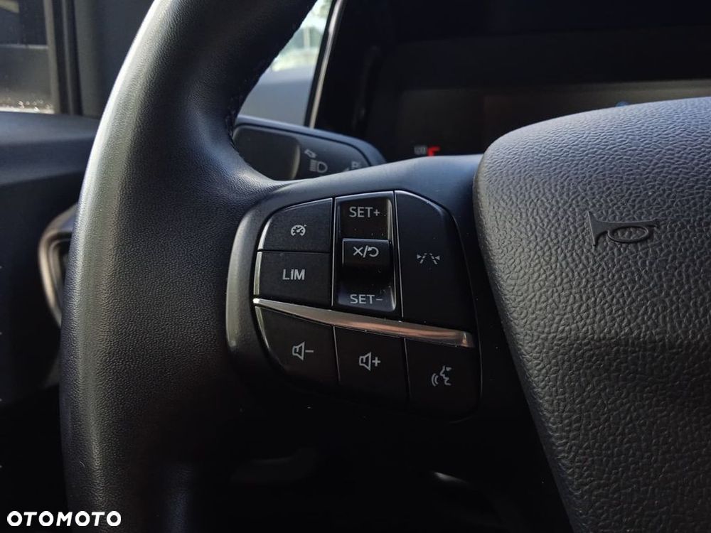 Ford Tourneo Courier 1.0 EcoBoost Trend - 14