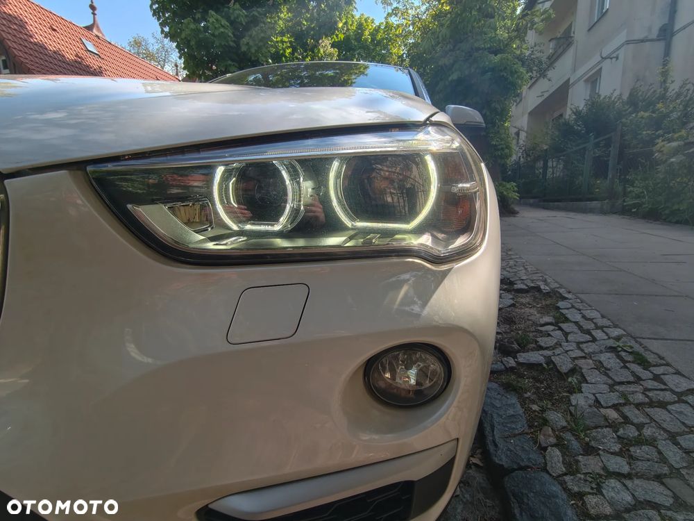 BMW X1 sDrive18i xLine - 4