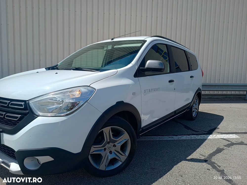 Dacia Lodgy dCi 110 Stepway - 1