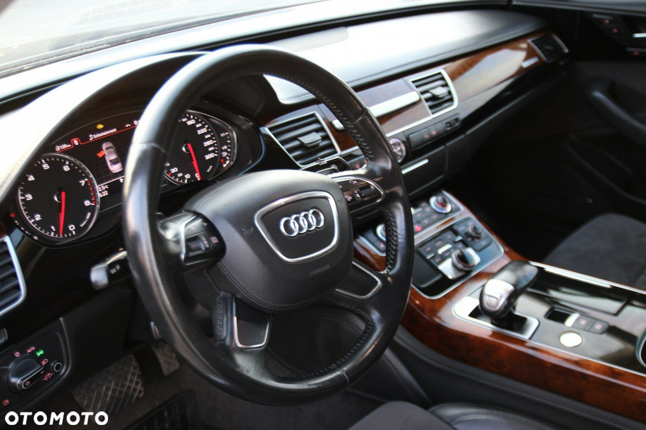 Audi A8 4.2 FSI L Quattro - 11