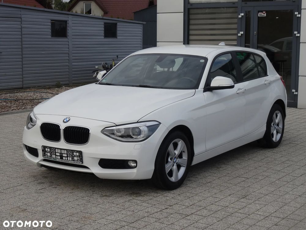 BMW Seria 1 116i Sport Line - 2