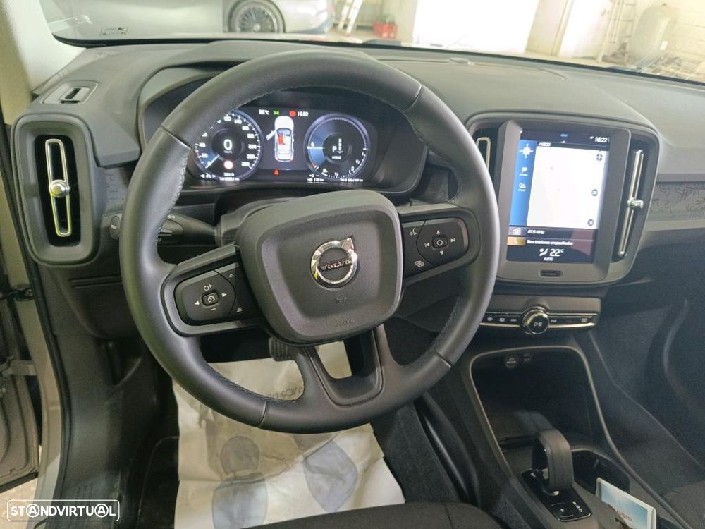 Volvo XC 40 1.5 T4 PHEV Essential - 8