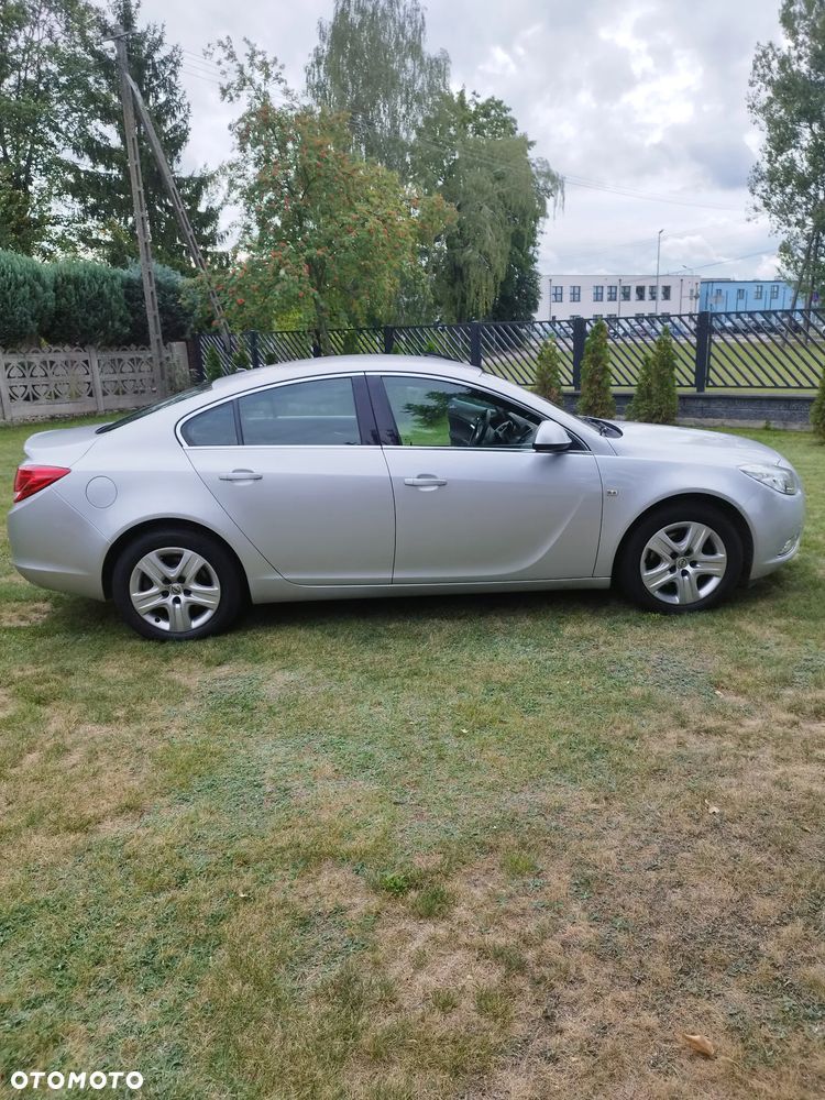 Opel Insignia - 10