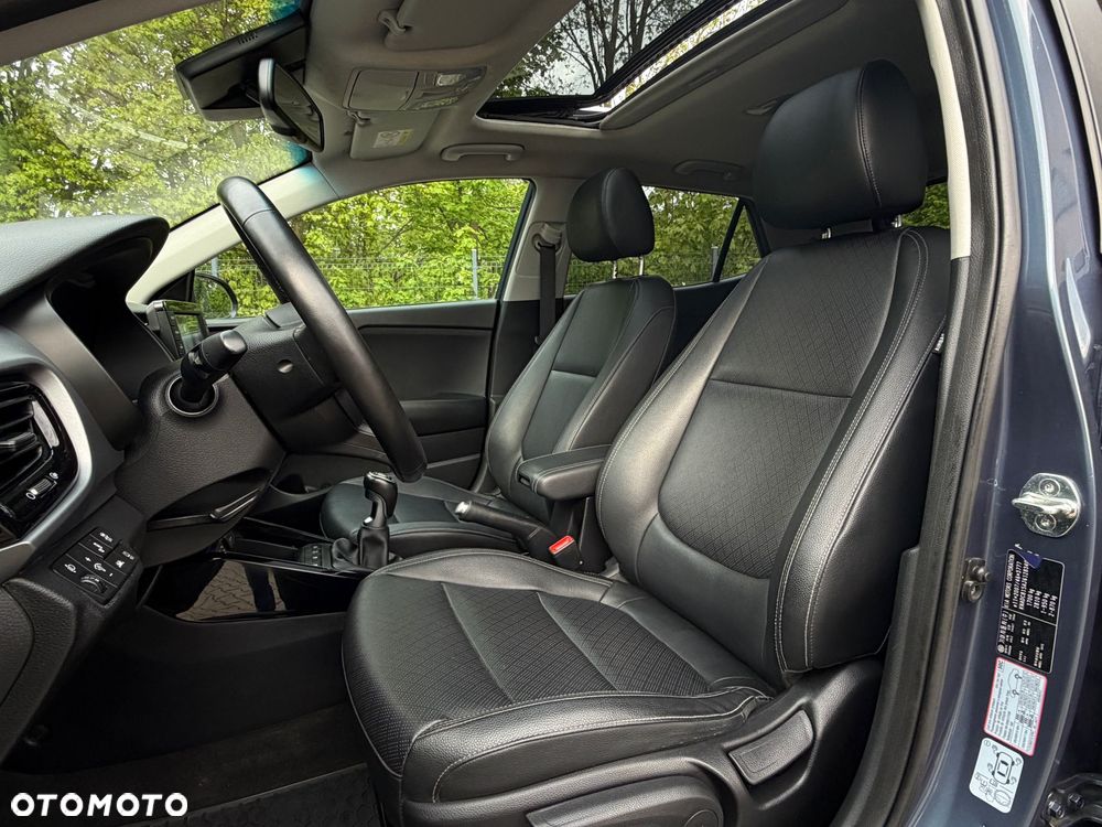 Kia Stonic 1.6 CRDi Platinum Edition - 6