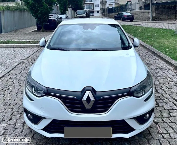 Renault Mégane 1.5 Blue dCi Zen - 16