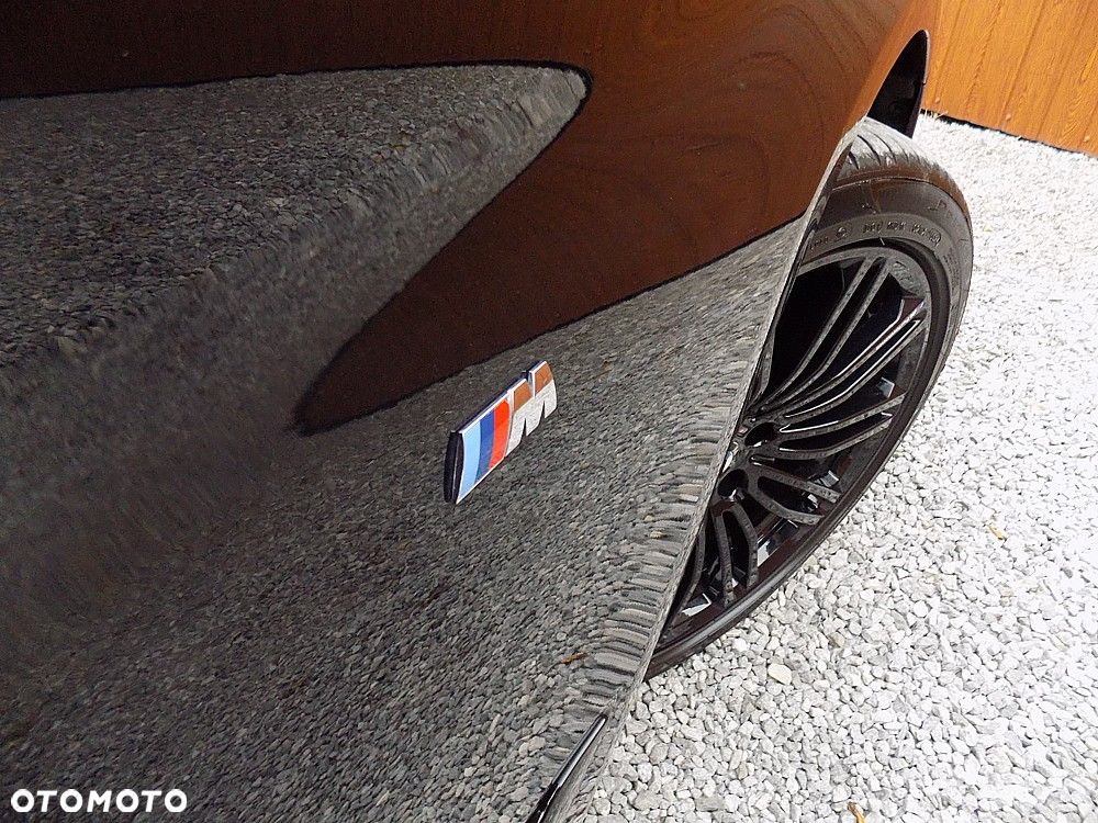 BMW Seria 5 520d xDrive M Sport Edition - 29