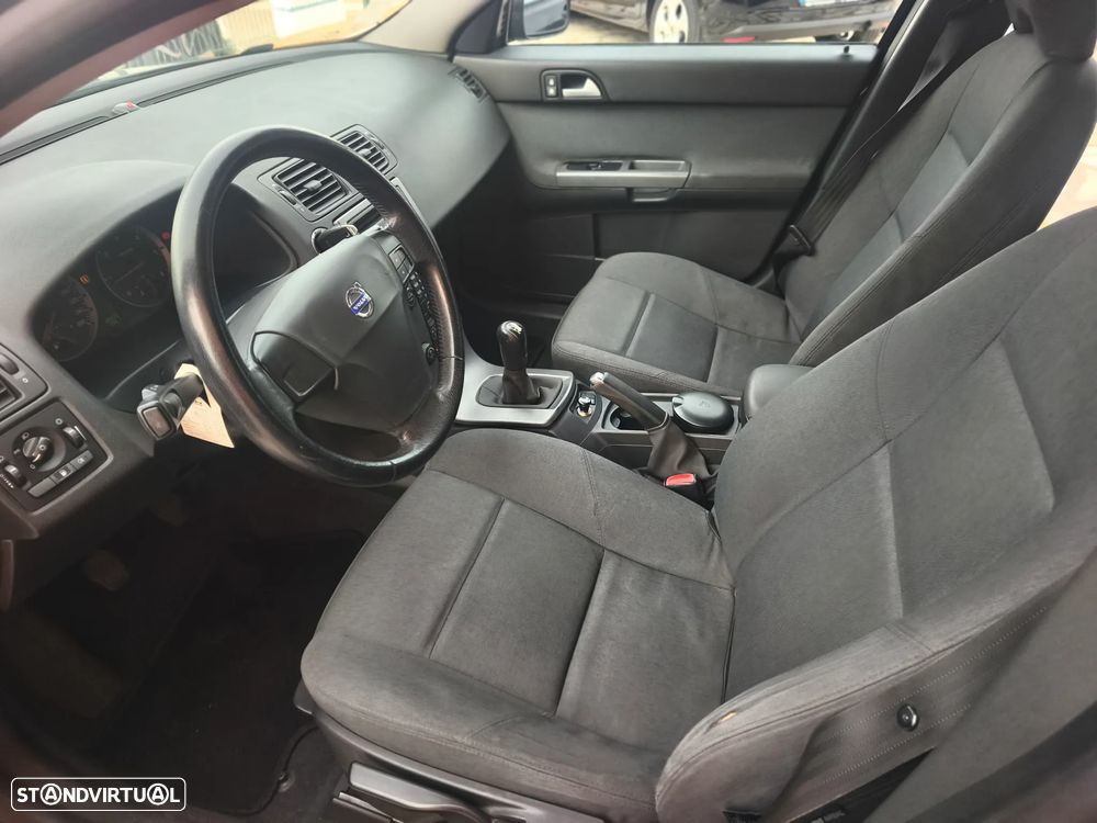 Volvo S40 1.6 D Nível 2 - 14