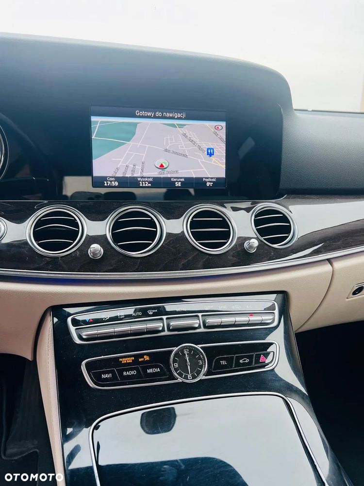 Mercedes-Benz Klasa E 220 d 9G-TRONIC - 10