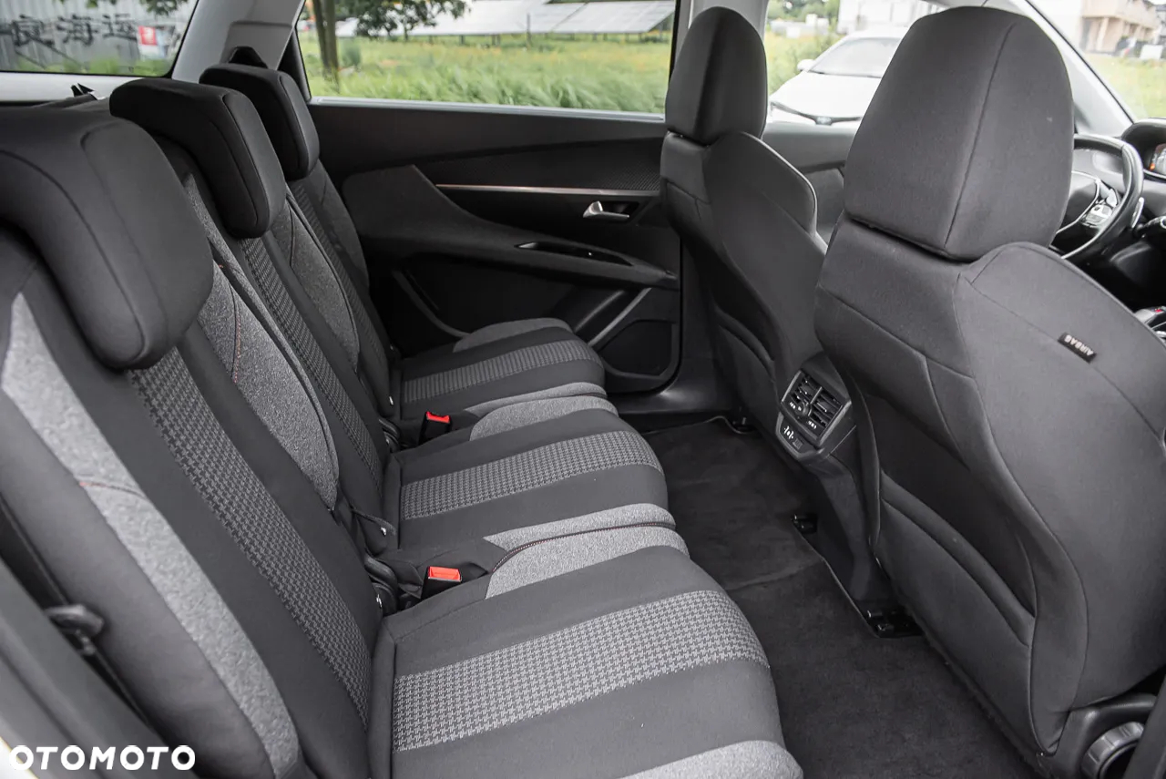 Peugeot 5008 1.5 BlueHDi Allure S&S EAT8 - 27