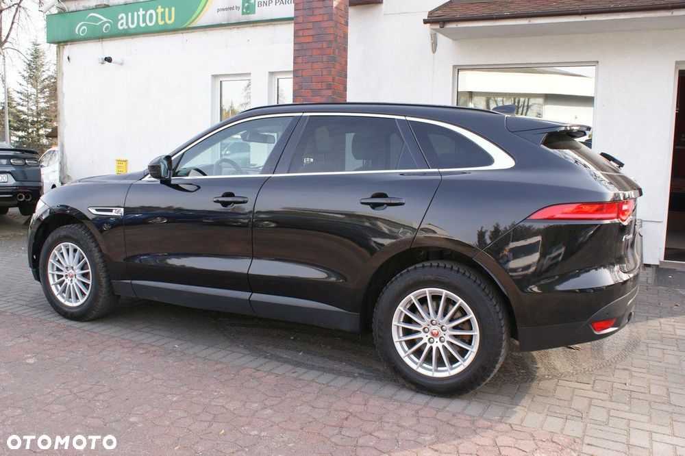 Jaguar F-Pace - 23