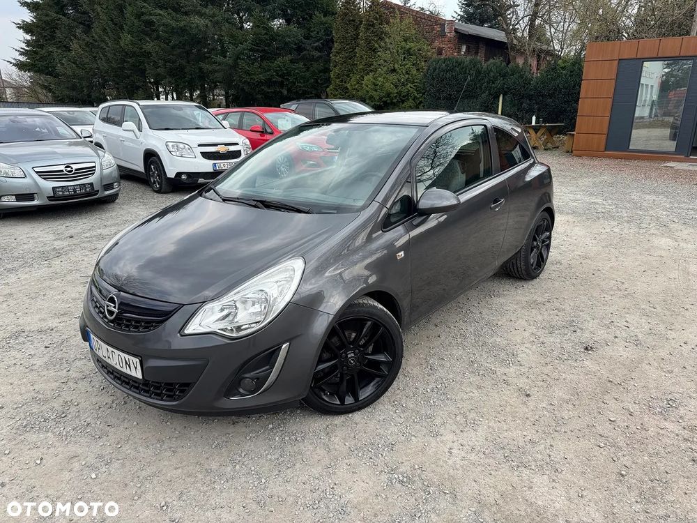 Opel Corsa 1.4 16V Sport - 2