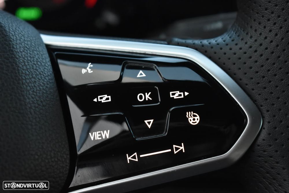 VW Golf 1.4 TSI GTE+ DSG - 32