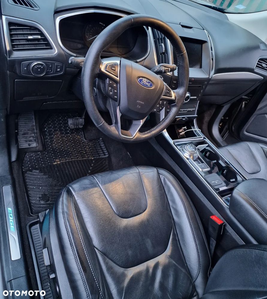 Ford Edge - 28