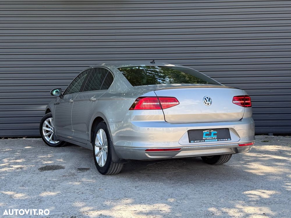Volkswagen Passat 2.0 TDI DSG Highline - 6
