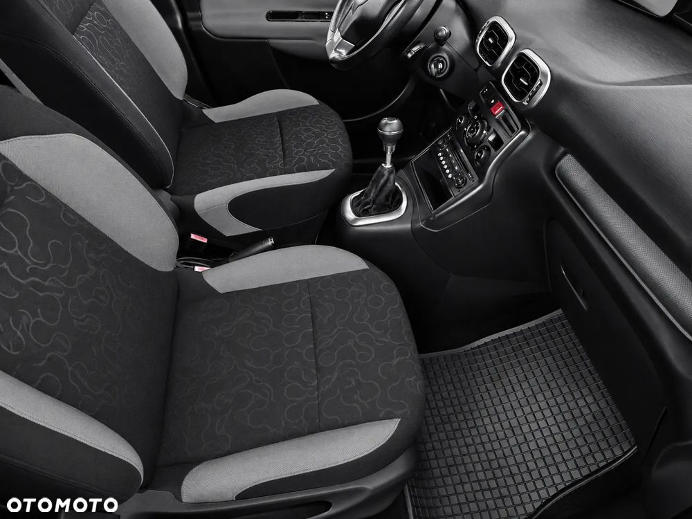 Citroën C3 Picasso HDi 110 FAP Exclusive - 26
