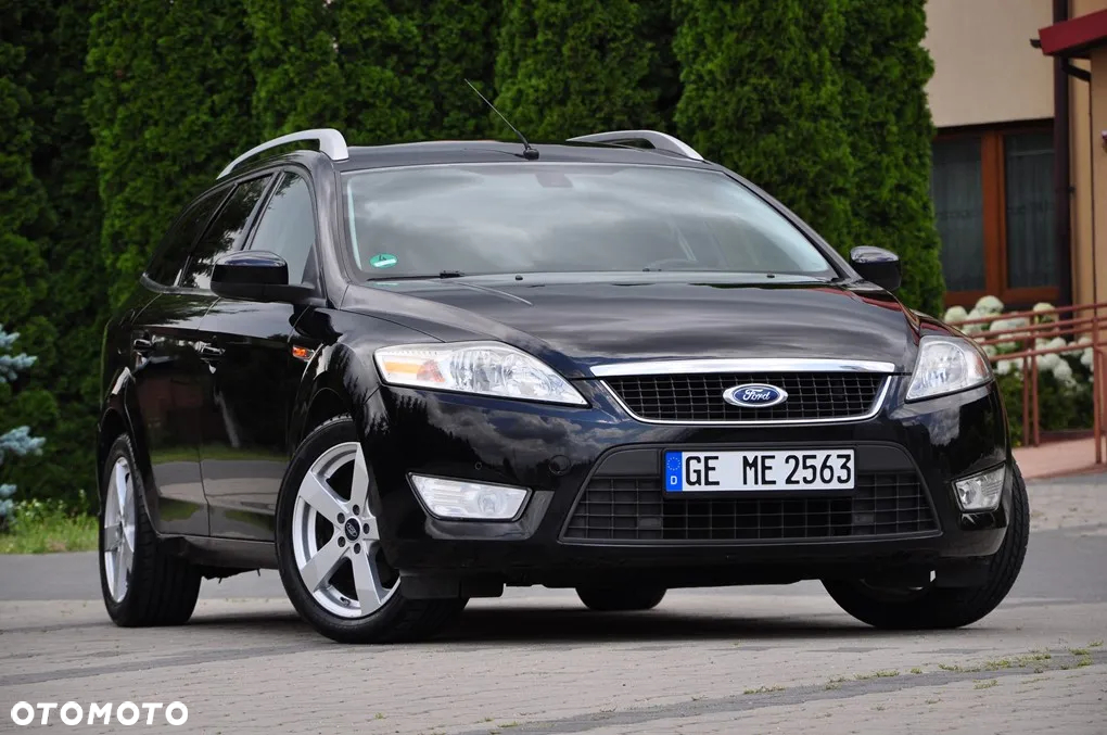 Ford Mondeo 2.0 FF Ghia - 11