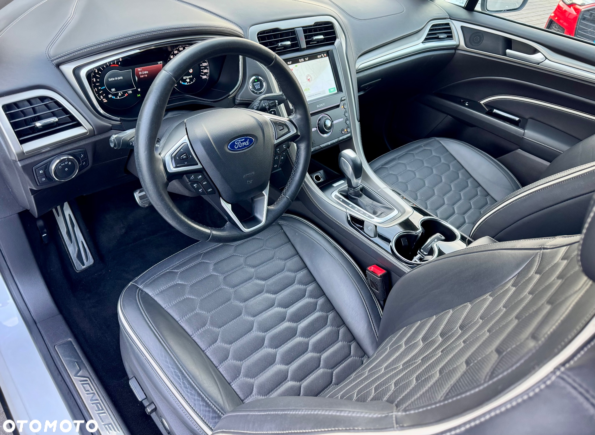 Ford Mondeo Vignale 2.0 TDCi 4WD PowerShift - 11
