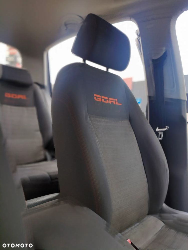 Volkswagen Golf 1.9 TDI Goal - 10