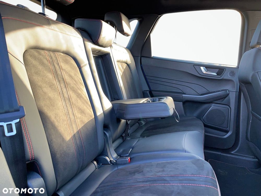 Ford Kuga - 22