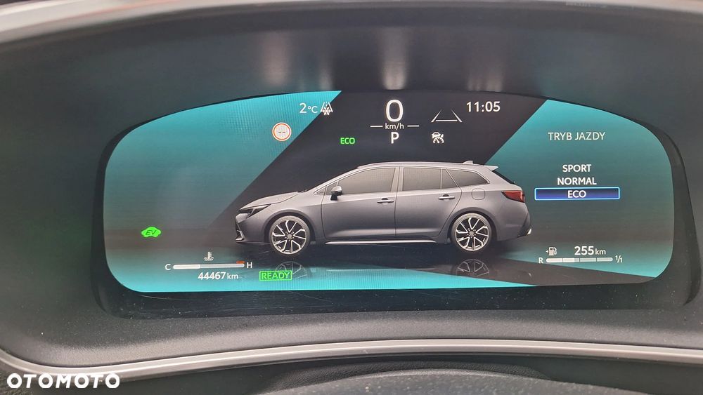 Toyota Corolla 1.8 Hybrid Comfort - 29