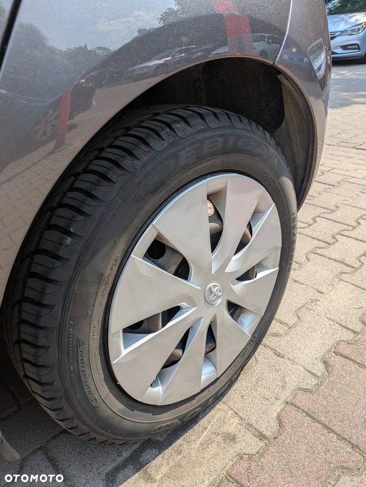 Toyota Yaris 1.33 Luna - 26
