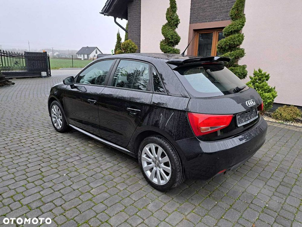 Audi A1 Sportback 1.2 TFSI S line Sportpaket - 12
