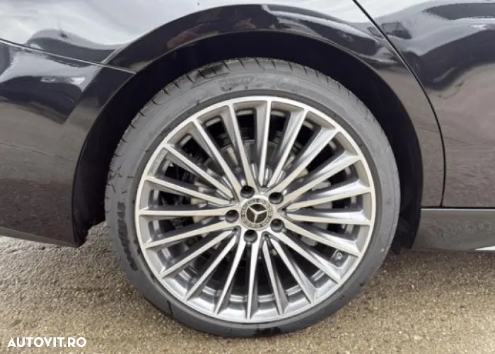 Mercedes-Benz C 300 MHEV 4MATIC - 12
