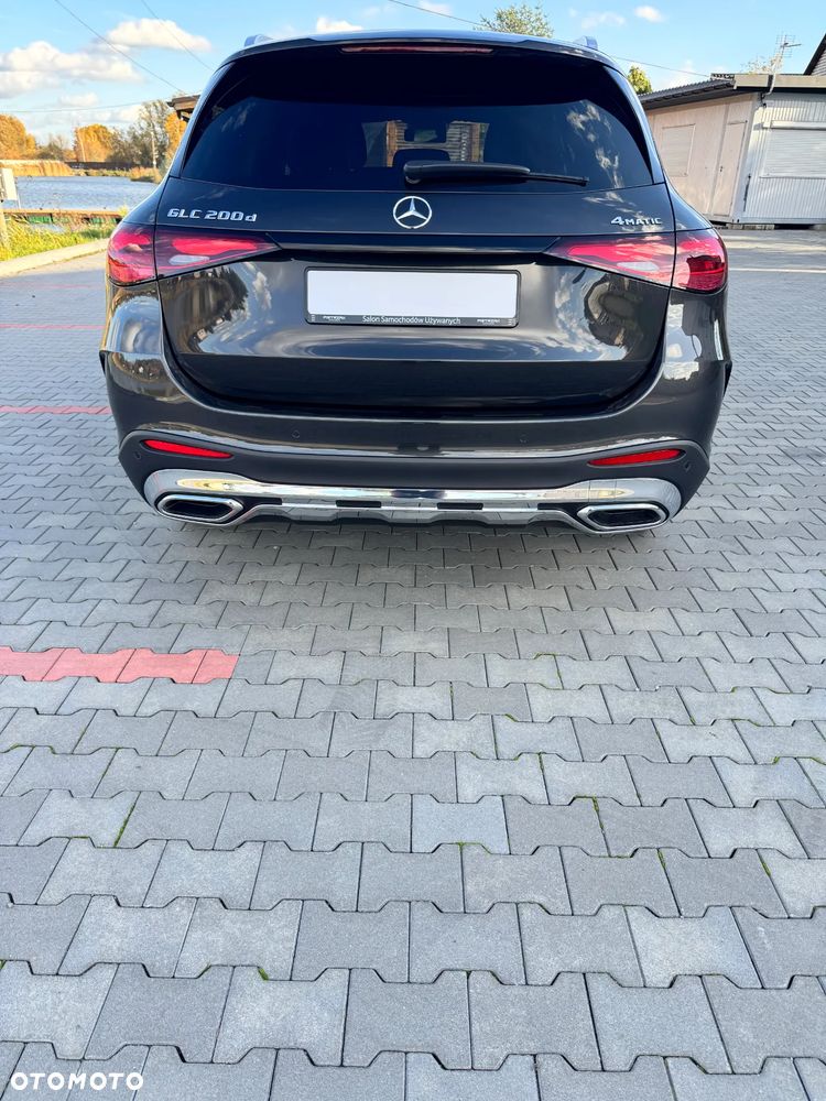 Mercedes-Benz GLC 200 d 4-Matic - 8