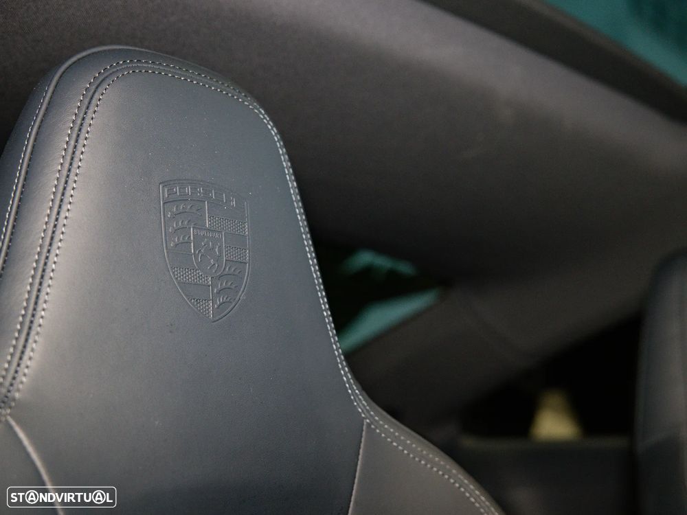 Porsche 911 (992) Carrera 4S PDK - 45