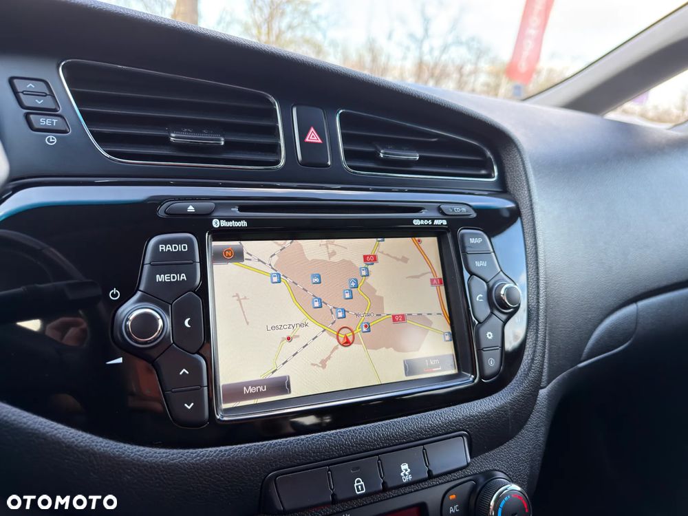 Kia Ceed 1.6 GDI Business Line - 34