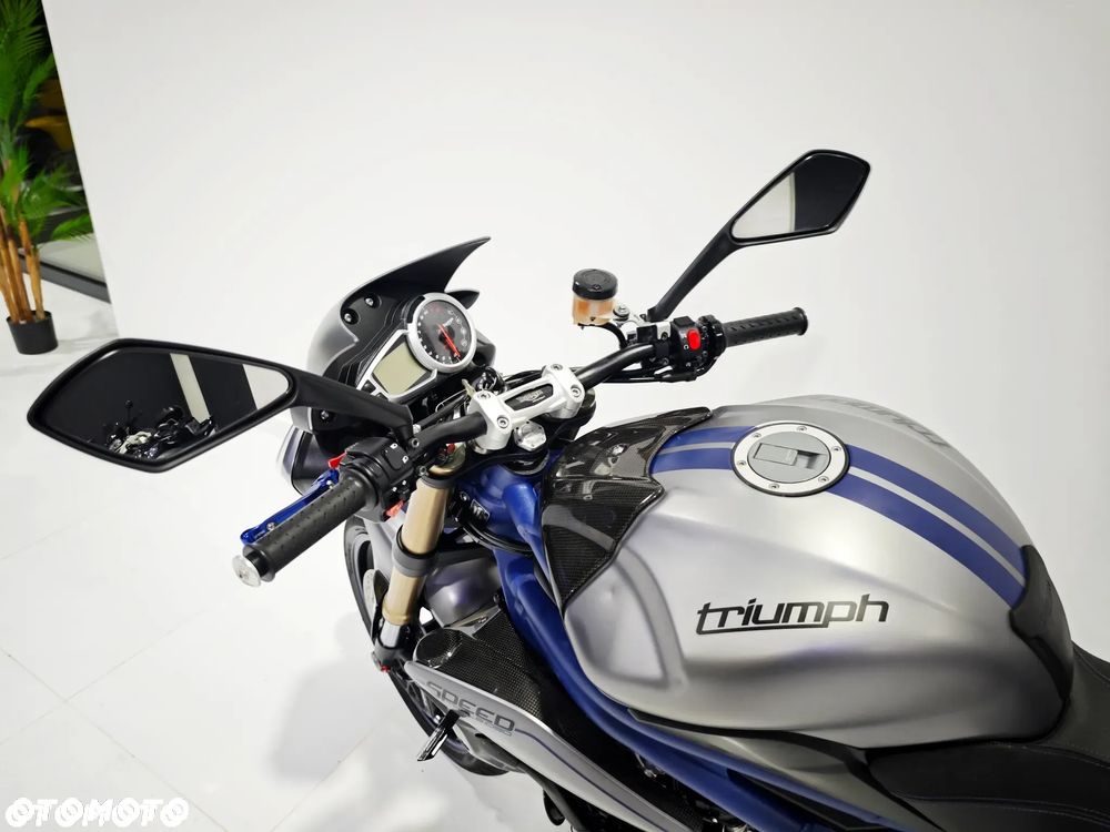 Triumph Speed Triple - 16