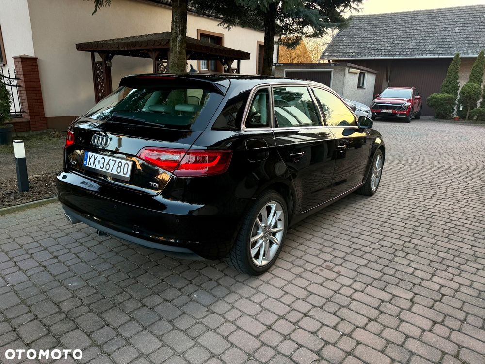 Audi A3 Sportback 2.0 TDI S tronic - 6