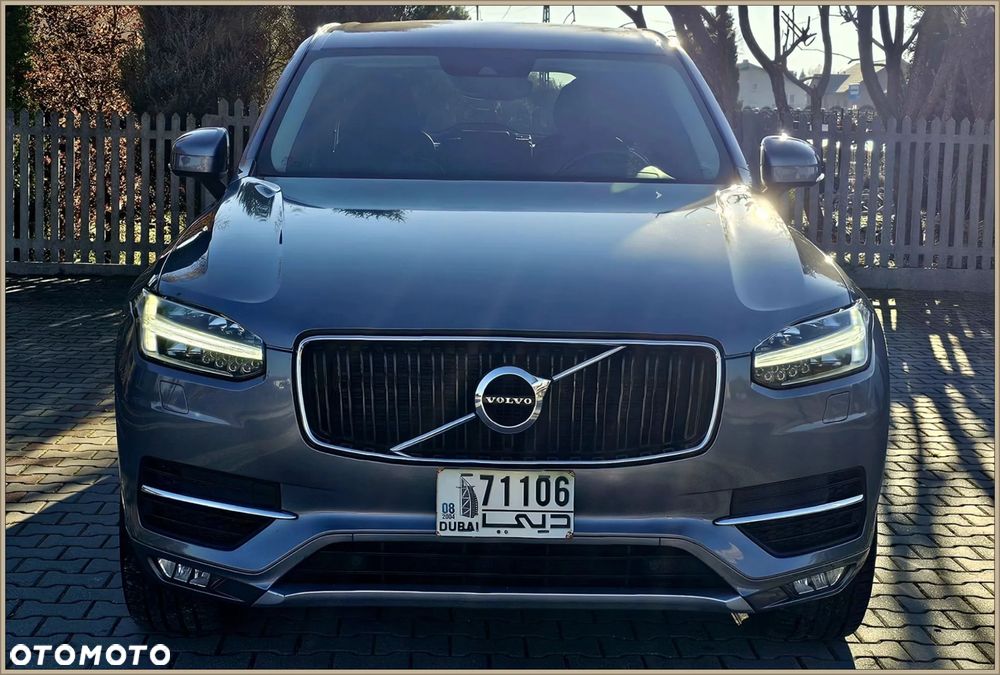 Volvo XC 90 D5 AWD Geartronic Momentum - 10